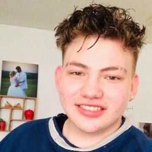 Meet your Posher, Alexander